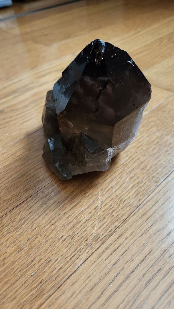 新春値下げ✨1.41kg　極上　エレスチャルスモーキークォーツカテドラル　水晶