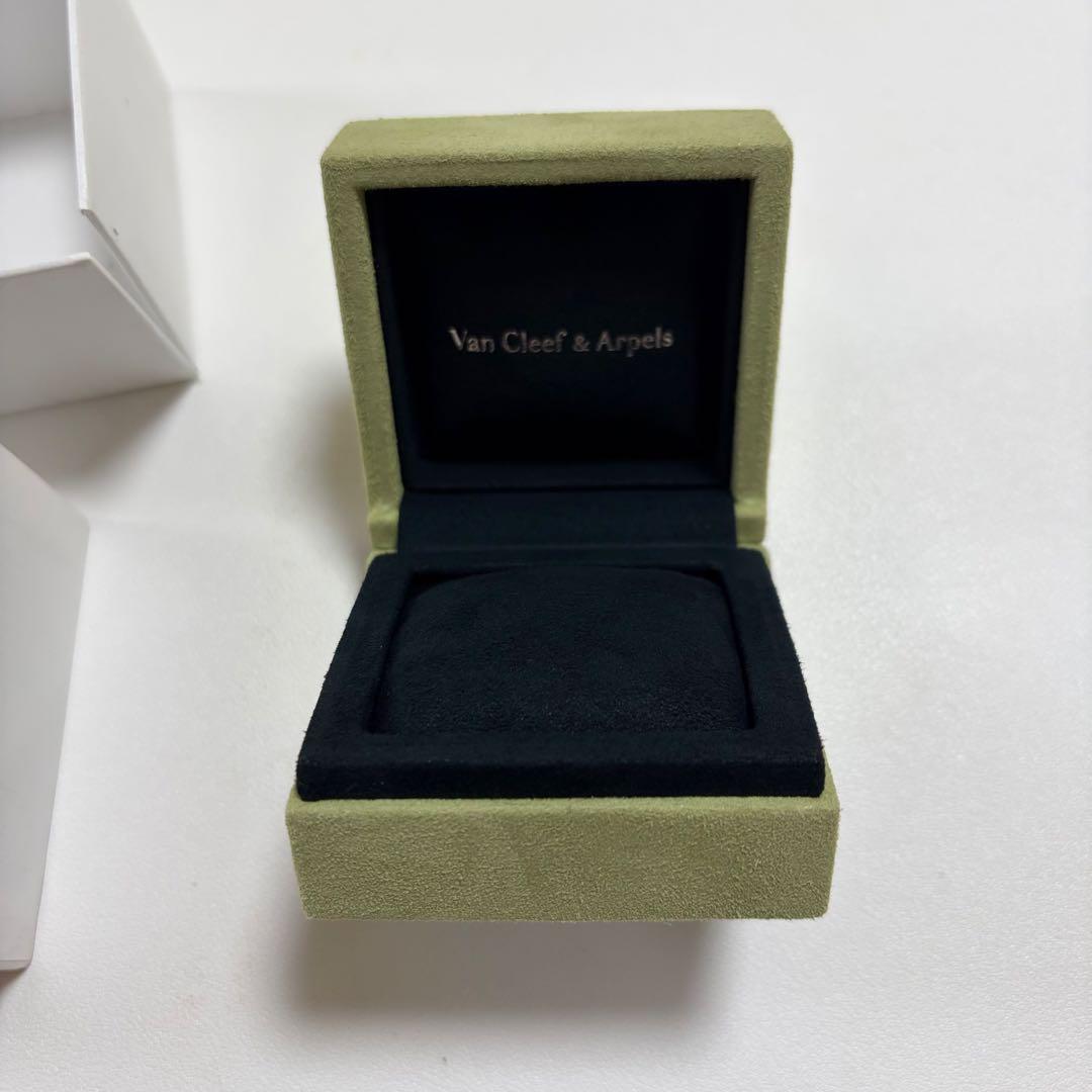 美品 ヴァンクリーフ&アーペル ブレスレットケース 空箱 アクセサリー