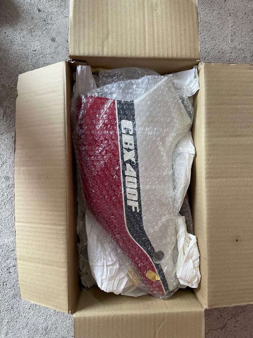 CBX 400Fサイドカバー HONDA CBX400F サイドカバー 赤黒 2型 Ⅱ型