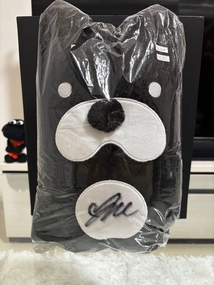 チョ・ユリ直筆サインぬいぐるみ 証明書つき - メルカリ