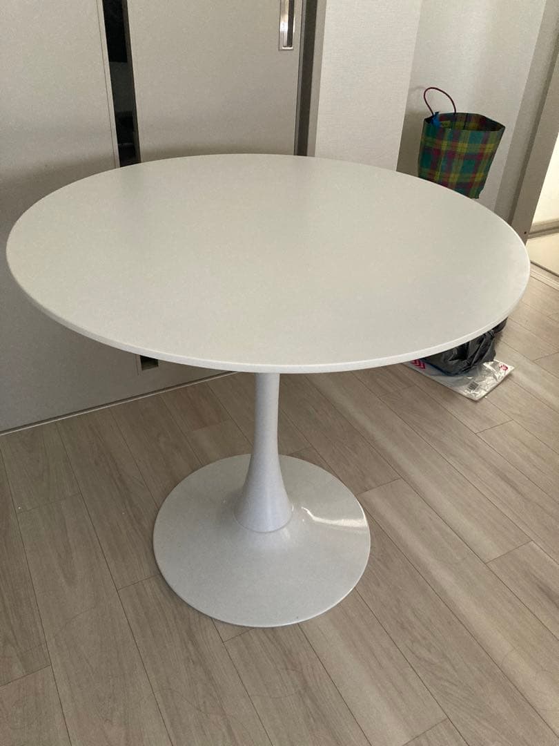 カフェテーブル　ダイニングテーブル ラウンド　円形