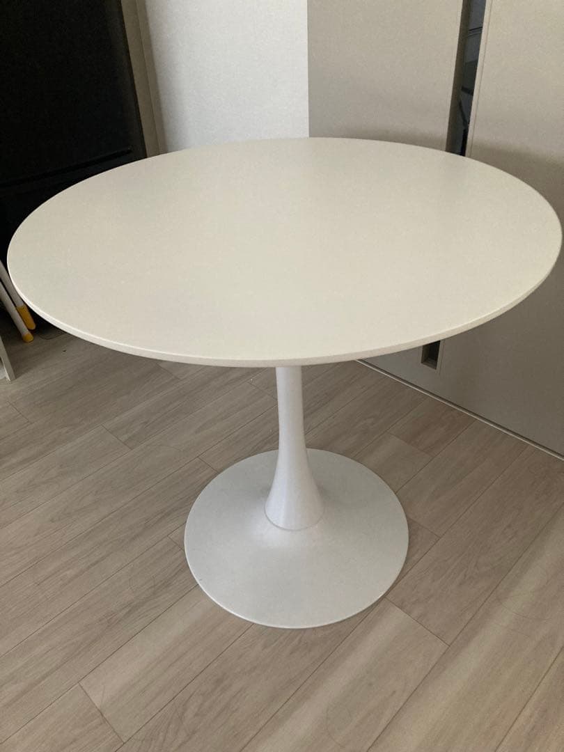 カフェテーブル　ダイニングテーブル ラウンド　円形