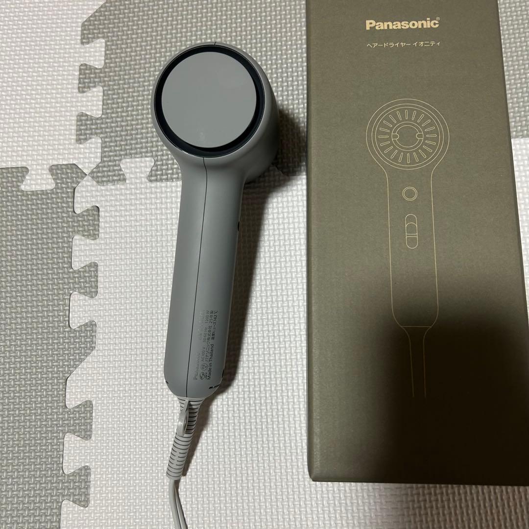 Panasonic ドライヤー モダングレー　EH-NE8N-H