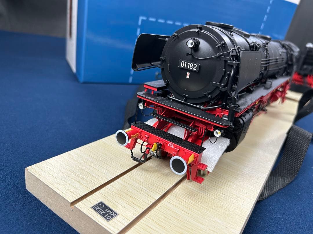 ドイツ 蒸気機関車 KM1 Modellbau BAUREIHE 01 雑貨ドイツ ドイツドイツ