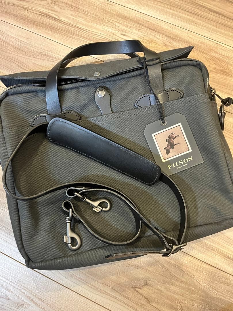 ヨーロッパ限定☆ フィルソン 定番 FILSON ラギットツイル ブリーフケース
