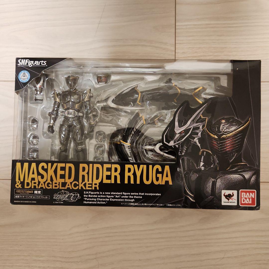 仮面ライダーリュウガ！フィギュアーツ！