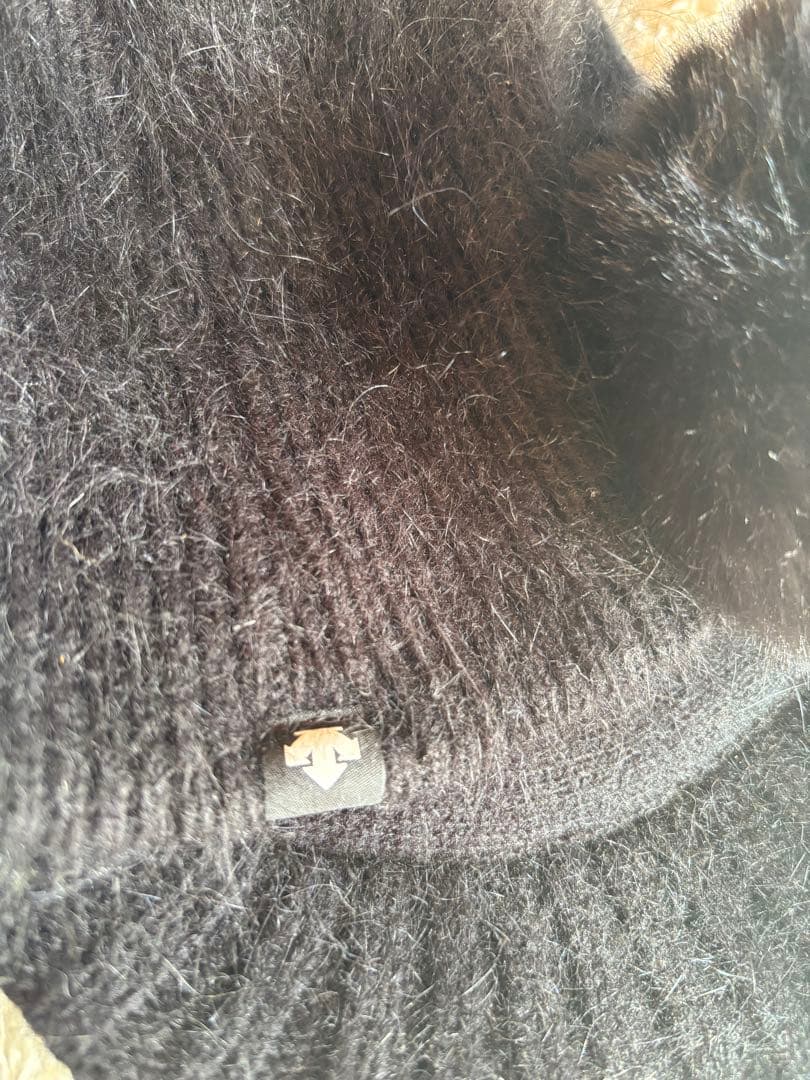 デサント★ビジュー付きニットキャップ★耳当て付き