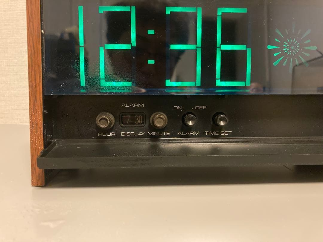 昭和レトロ スペースエイジ LUMITIME デジタル置時計 ルミタイム