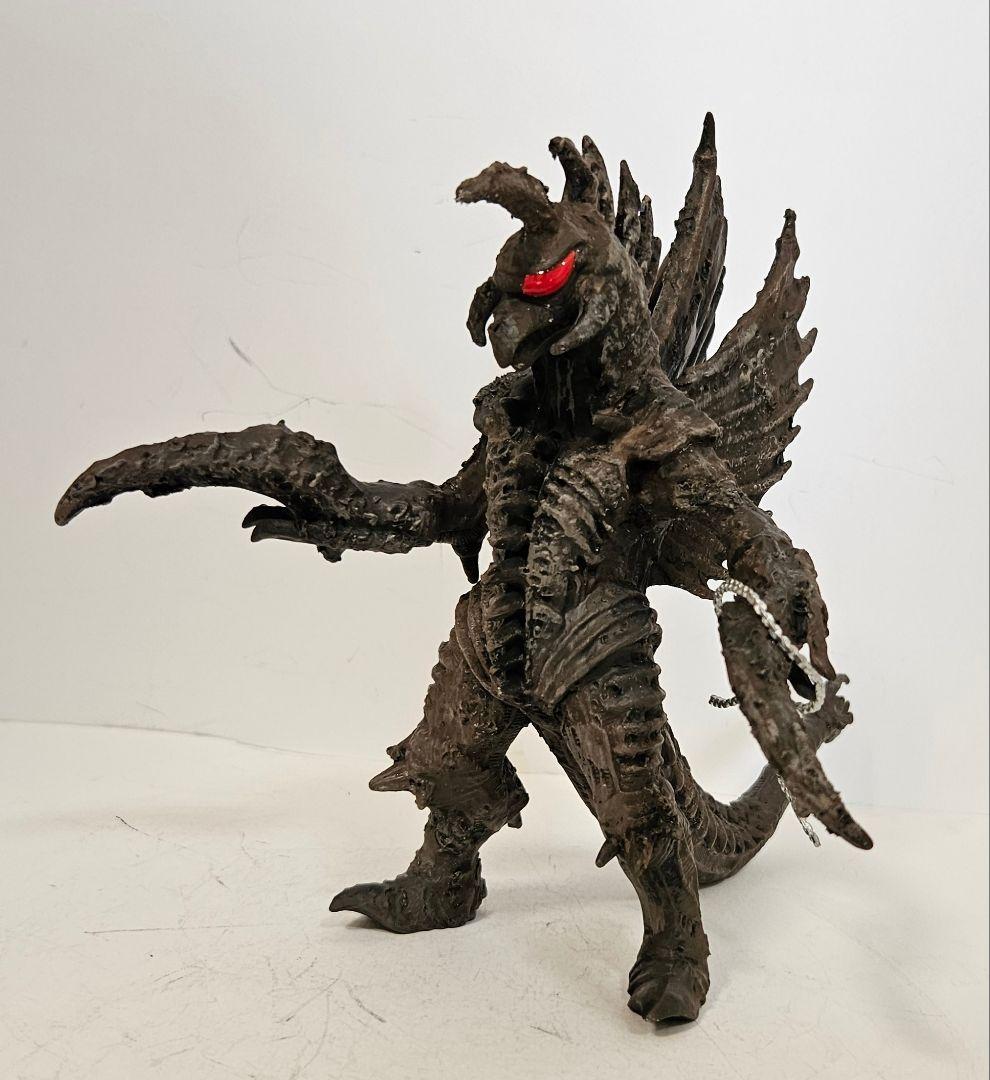 ゴジラ怪獣ソフビ ガイガン(ミイラ化ver)改造リペイント完成品 - メルカリ