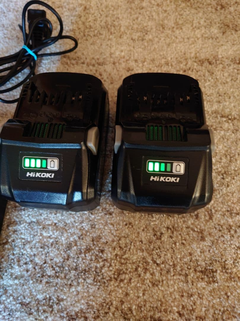 hikoki UL18DC 冷蔵庫　純正バッテリー2個付き　サンドベージュ