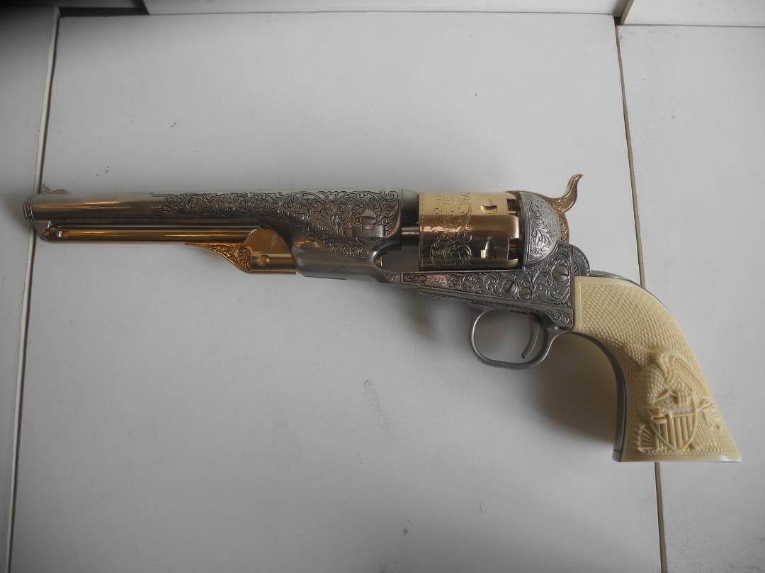 フランクリンミントコルトM1861Navy カスター将軍のリボルバー 装飾銃