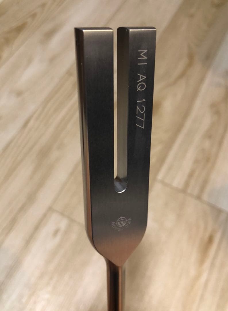 マドモアゼル愛　アクエリアスチューナー　2160 Hz