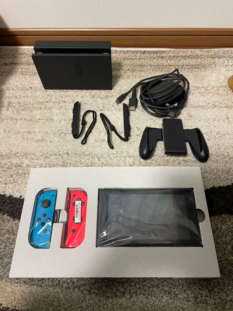 Nintendo Switch1 本体 箱付き ※青ジョイコン一部故障あり