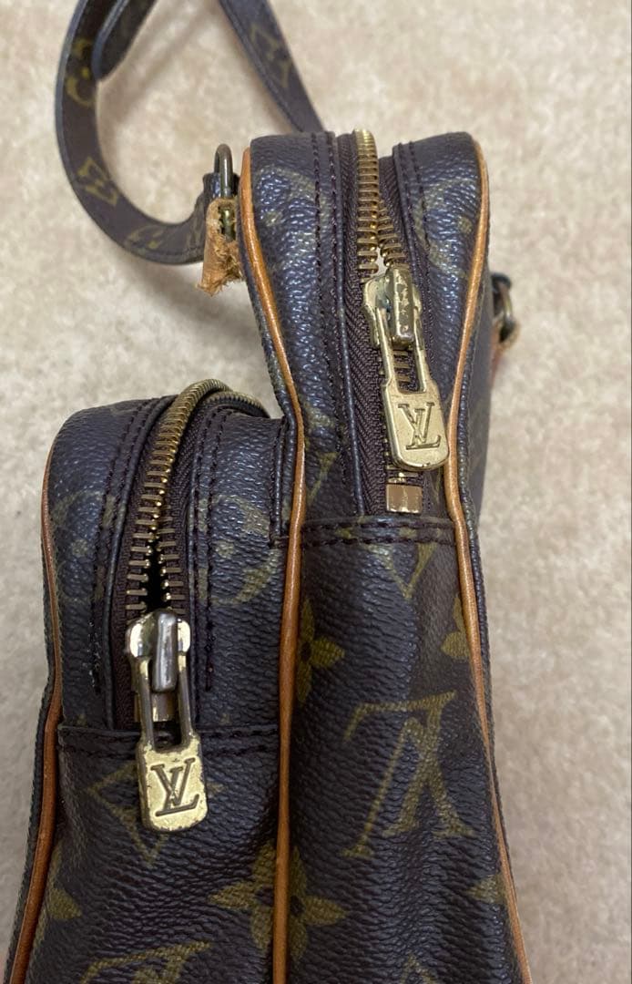 ルイ・ヴィトン モノグラム ショルダーバッグ　旧アマゾン