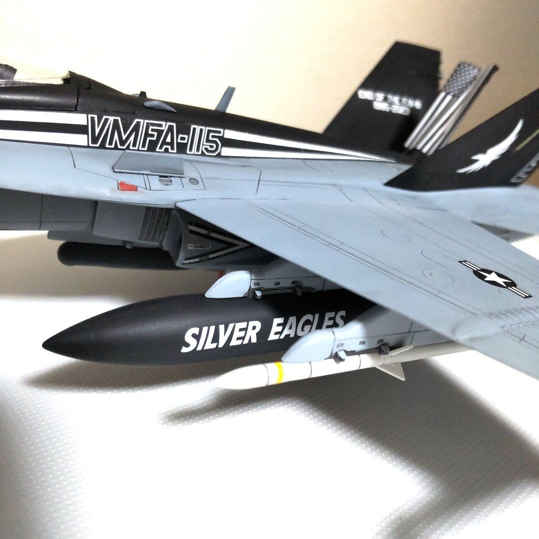戦闘機プラモデル完成品1/72ハセガワF-18ホーネット