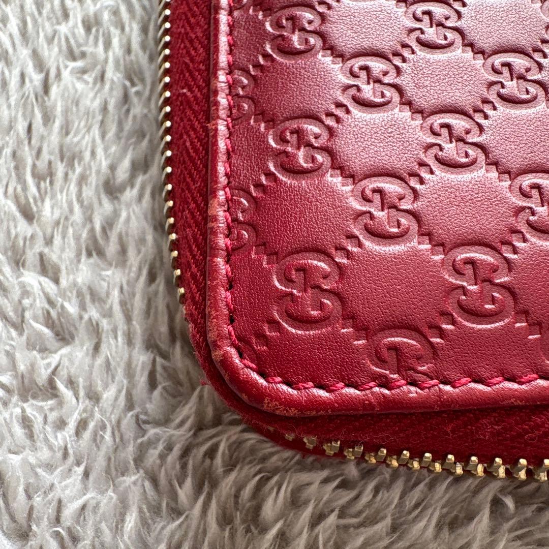 GUCCI GGパターン ケース 赤