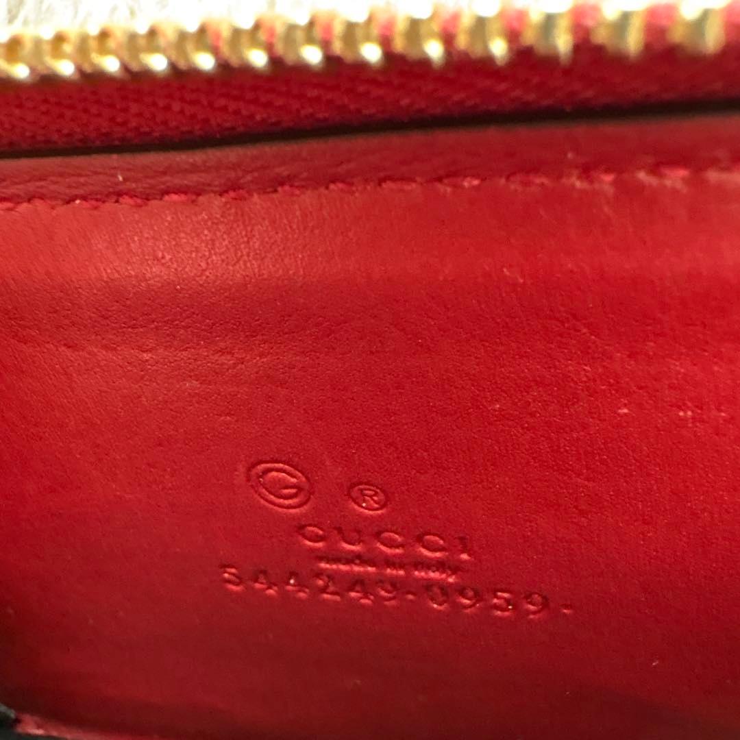 GUCCI GGパターン ケース 赤
