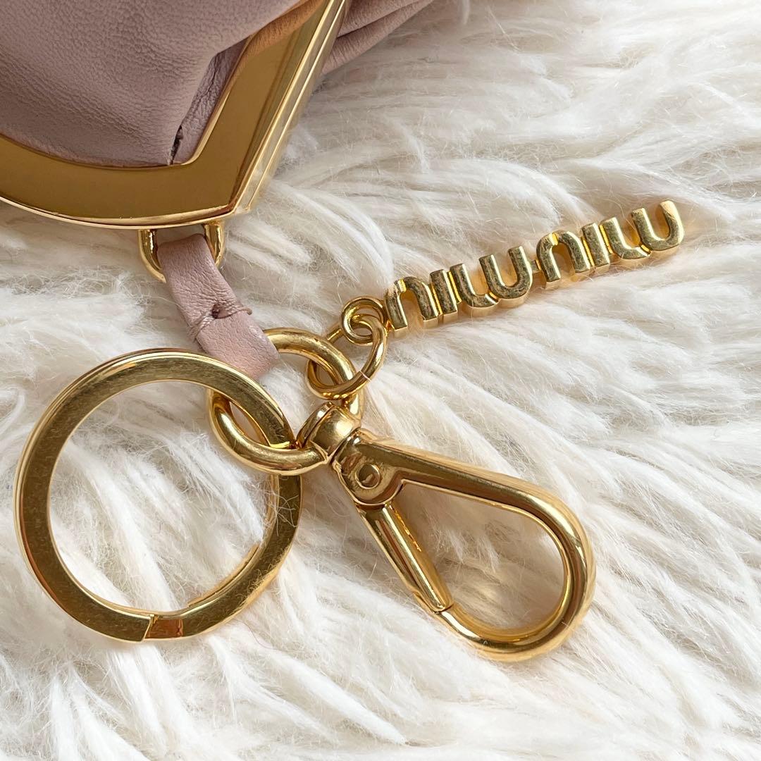 希少 美品 miumiu レザー がま口 ケース フロスティピンク
