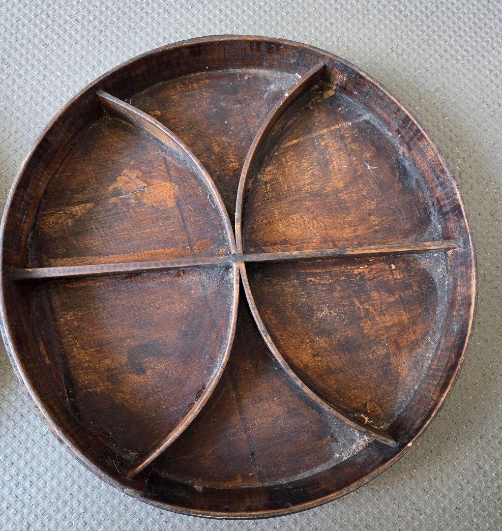 アジアンアンティーク　漆塗り？ 大きな　蓋付き　木箱