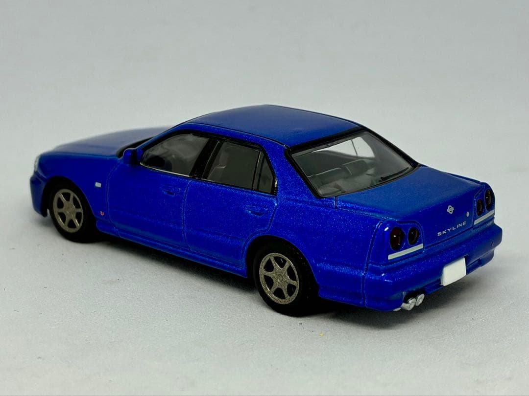 トミカリミテッドヴィンテージネオ 日産 スカイライン 25GT-V