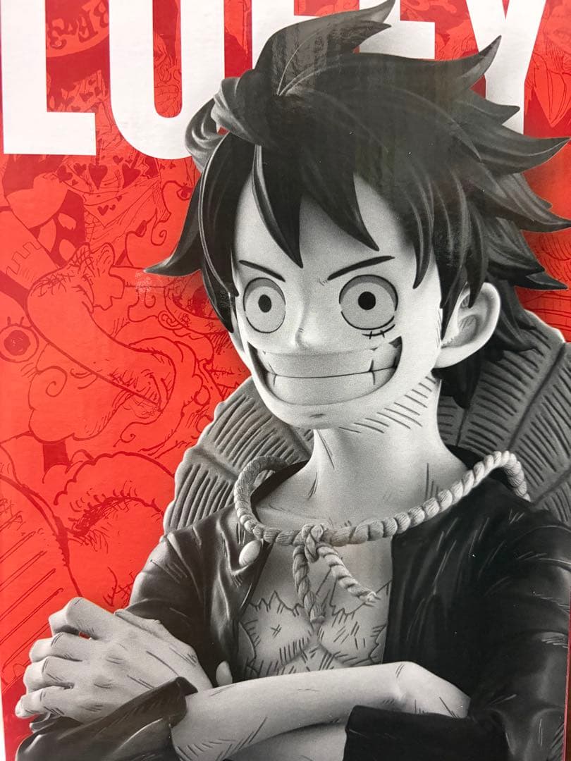 ONE PIECE BASE SHOP くじ コミックスカラーフィギュア賞 - メルカリ