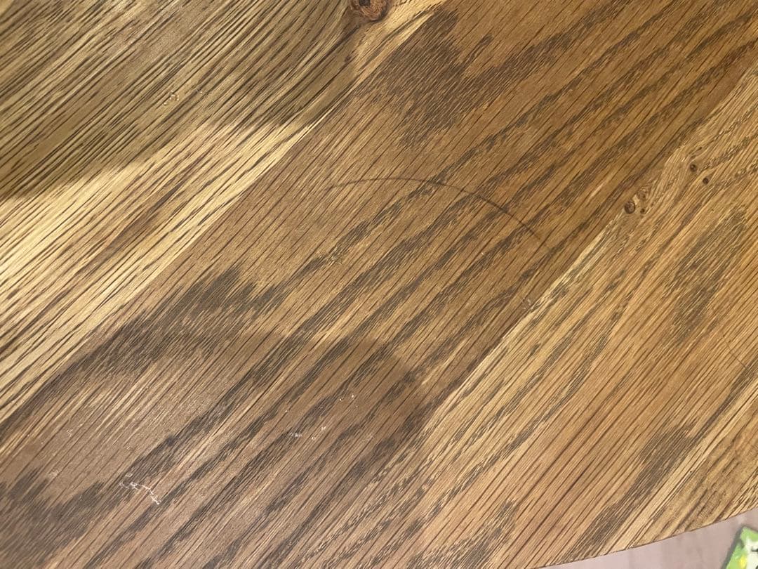 ウニコ　アディ　テーブル