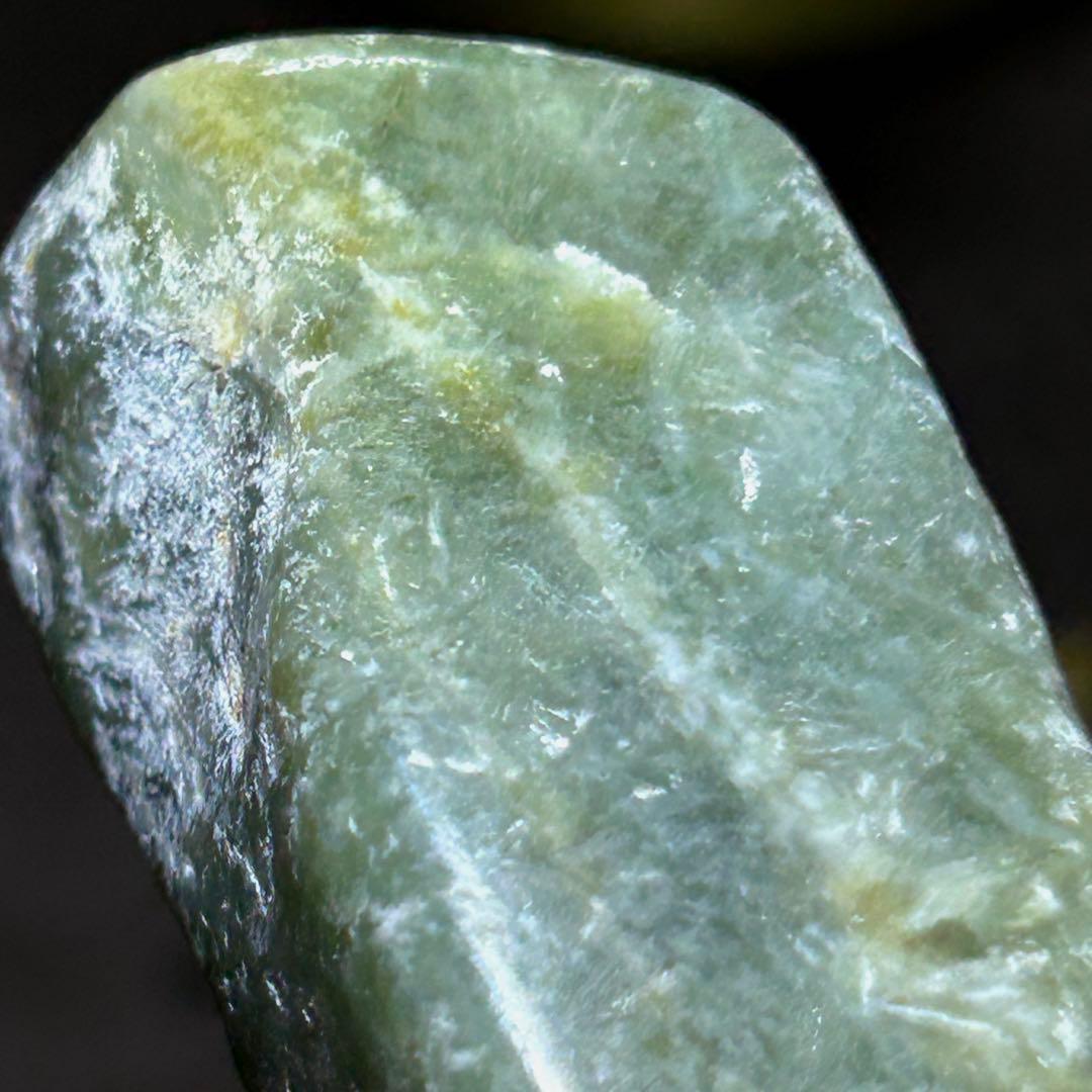 コレクター放出品】糸魚川翡翠 新潟県糸魚川市須沢海岸 海中産 ヒスイ