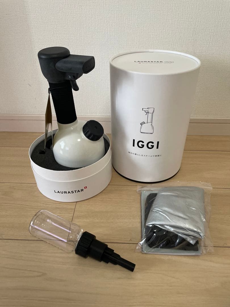 IGGI LAURASTARスチーマー Amazon.com - Laurastar IGGI Handheld Steamer in Pure White