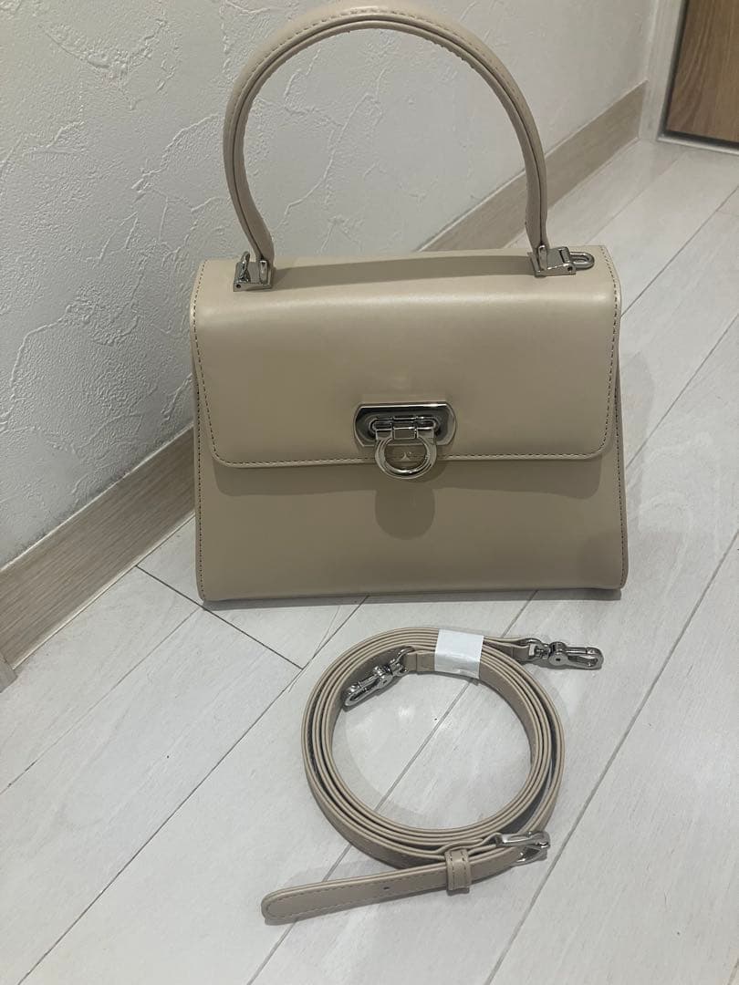 新品傳濱野2way ハンドバッグ ショルダーバッグ　ベージュ　フォーマルmimi