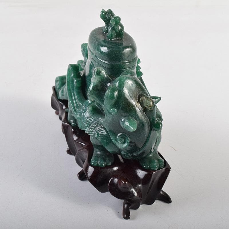中国 玉石碧玉彫刻 神獣形 飾壷 置物 唐木台付 U R8768 - メルカリ