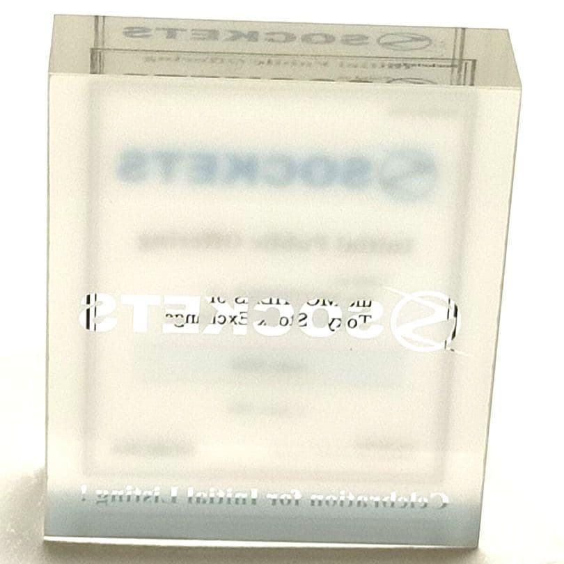 【ソケッツ】トゥームストーン盾　株式新規上場　IPO　記念品