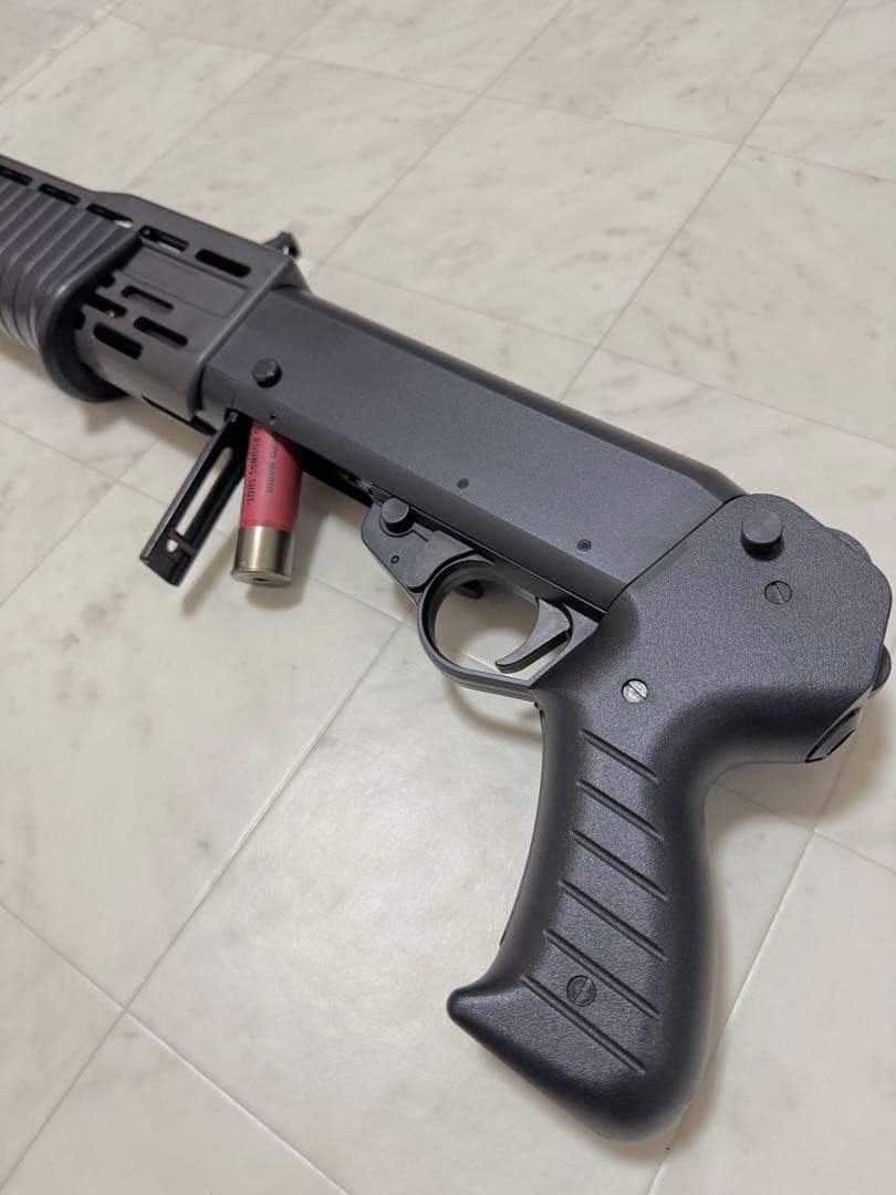 東京マルイ SPAS スパス12 エアーコッキングショットガン