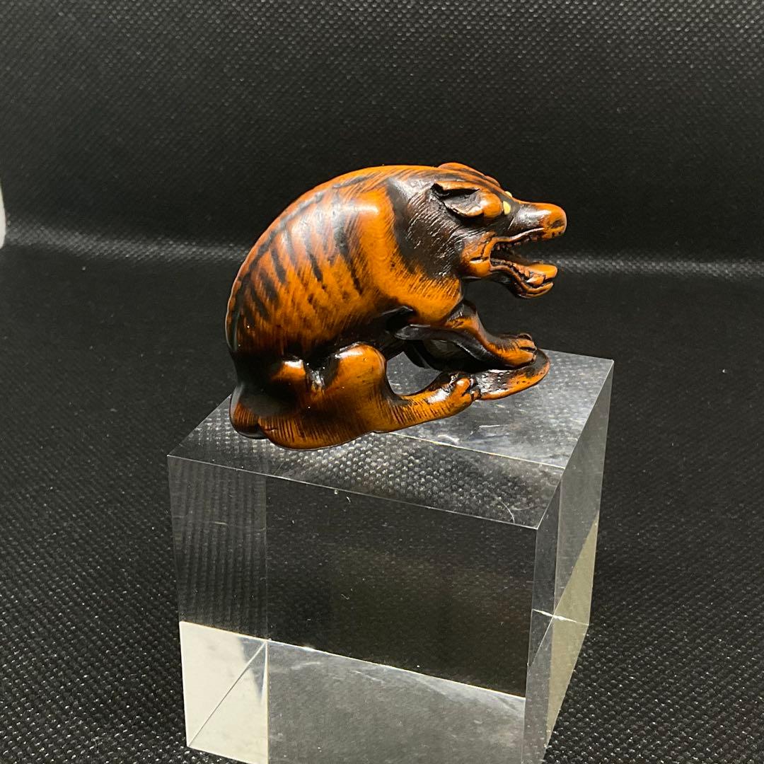 木彫狼亀根付 江戸時代 彫銘: 正友