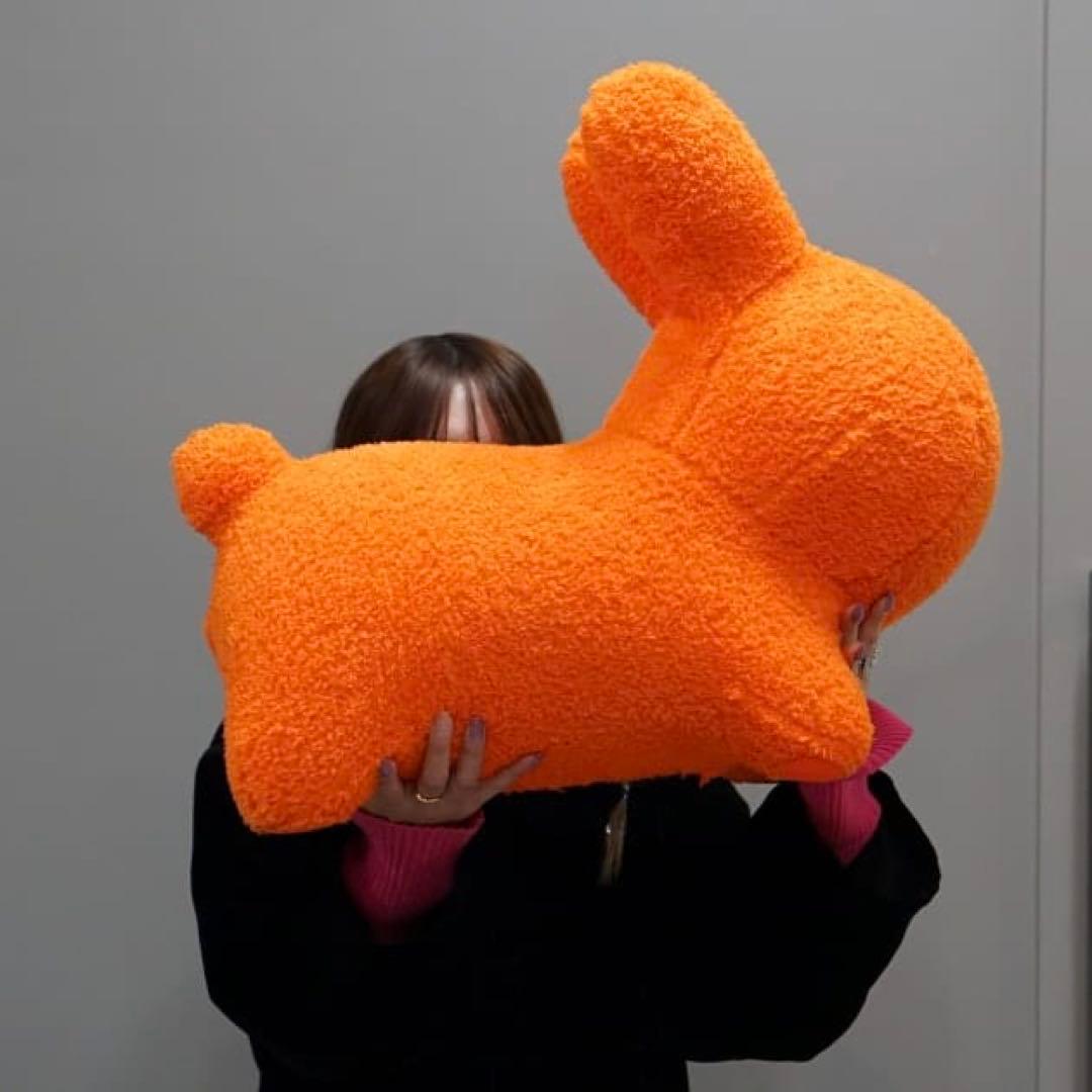 ビームス別注idesブルーナボンボンふわモコラビット