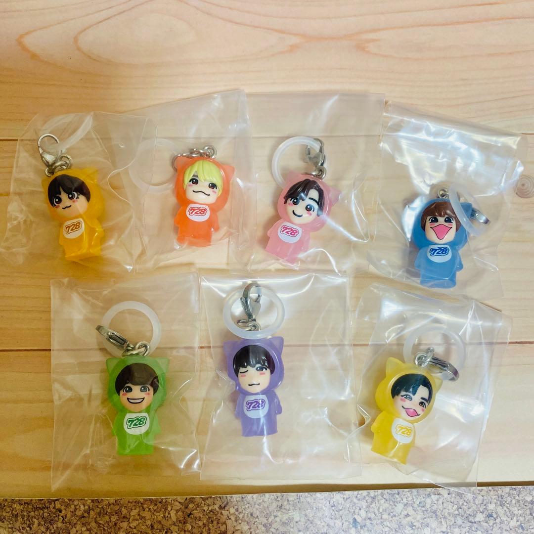 なにわ男子 めじるしチャーム 全員 7点セット - メルカリ