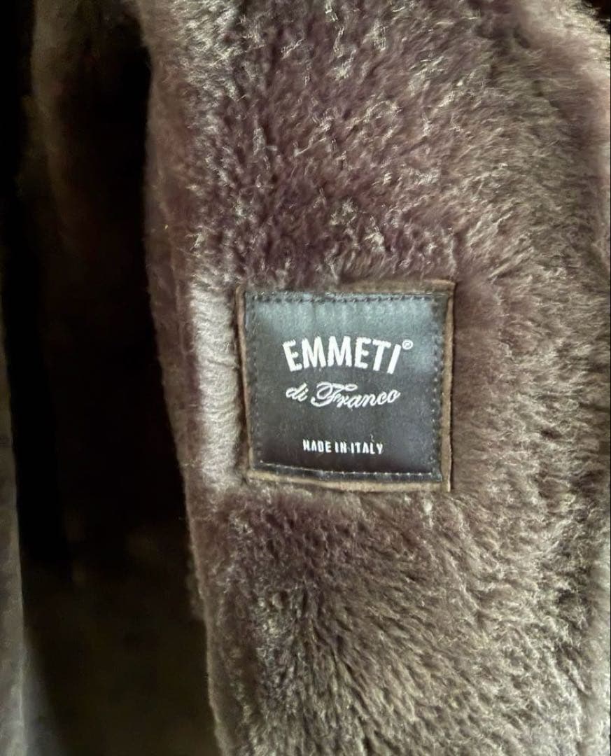 【ウサギ】エンメティ ムートンコート ブラック 定価327,800円