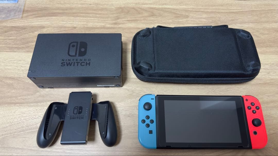 Nintendo Switch 本体 ケース付き ガラスフィルム付き