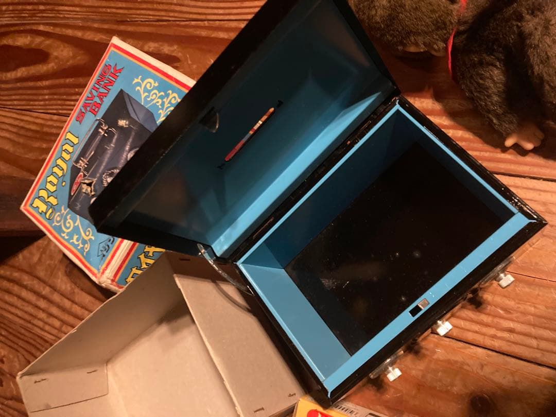 昭和レトロセット　モンチッチ　ブリキ 金庫　マブチ　水中モーター