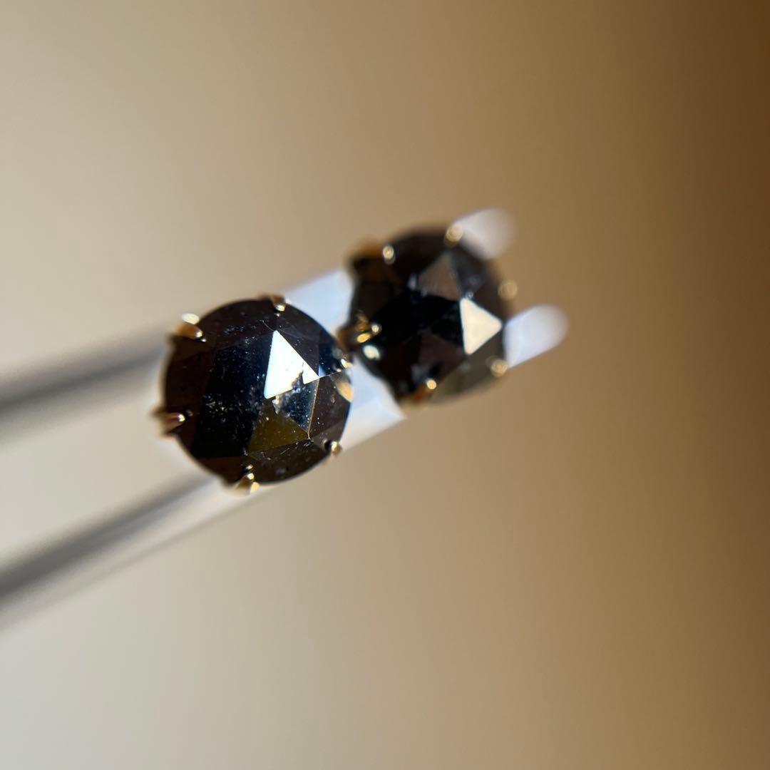K18 大粒♪天然ブラックダイヤモンド 1.80ct ピアス　レディースメンズ