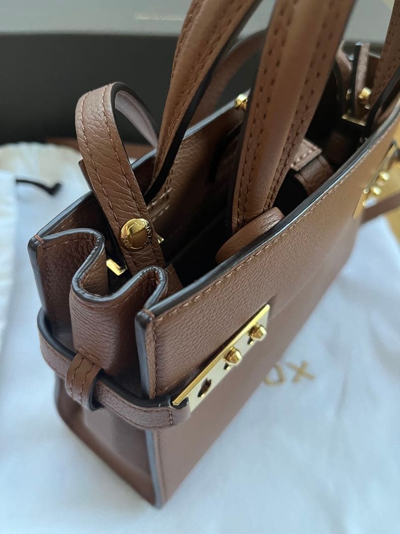 【sale】デルヴォー　delvaux タンペート　クラッシュ　美品