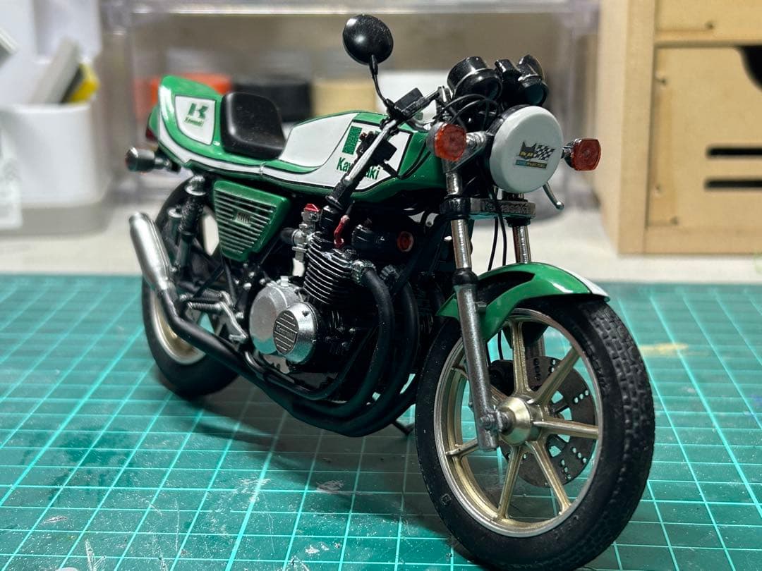 アオシマ Z400FX セレクト カフェスタイルカスタム完成品