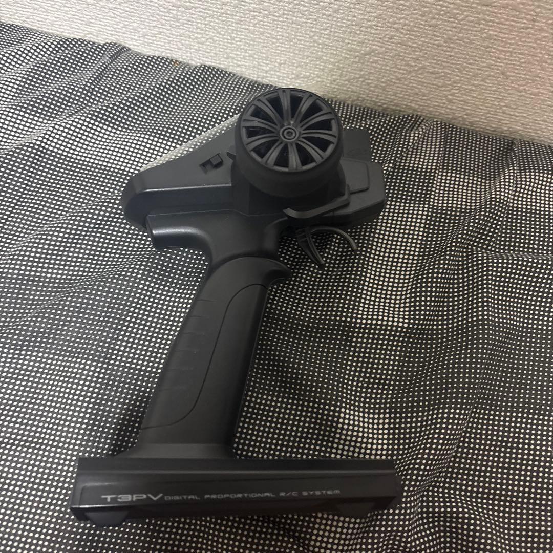 Futaba T3PV デジタル送信機と受信機セット