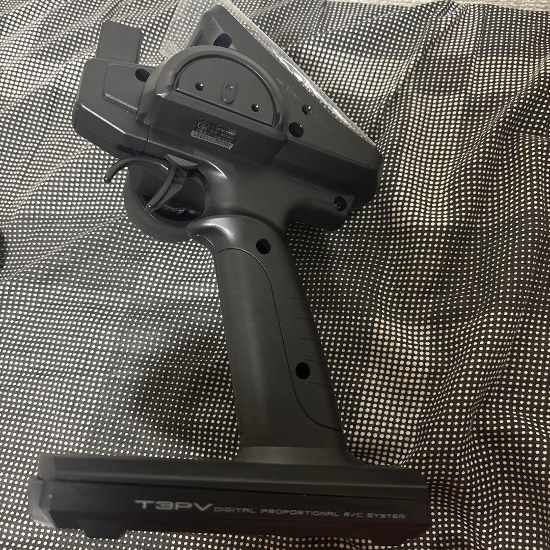 Futaba T3PV デジタル送信機と受信機セット