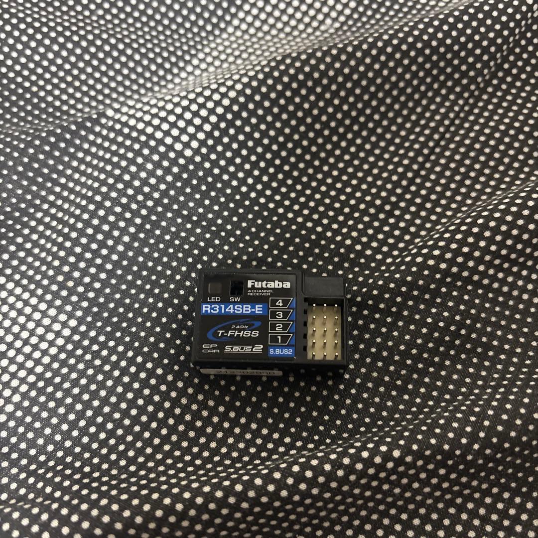 Futaba T3PV デジタル送信機と受信機セット