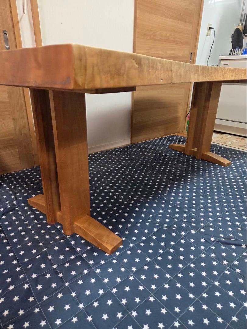 栃　一枚板　ダイニングテーブル