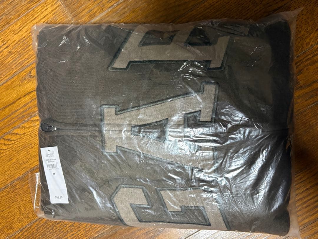 GAP ブラウン フロントジッパー パーカー新品Mサイズ