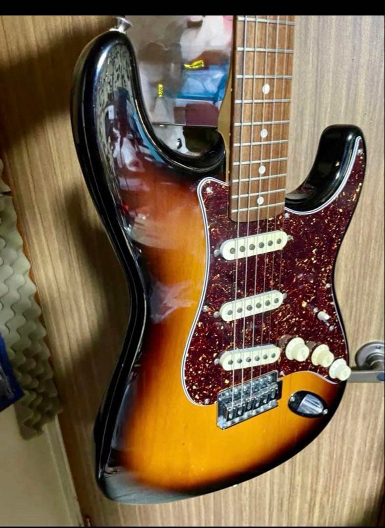 Squier ストラトキャスター by fender