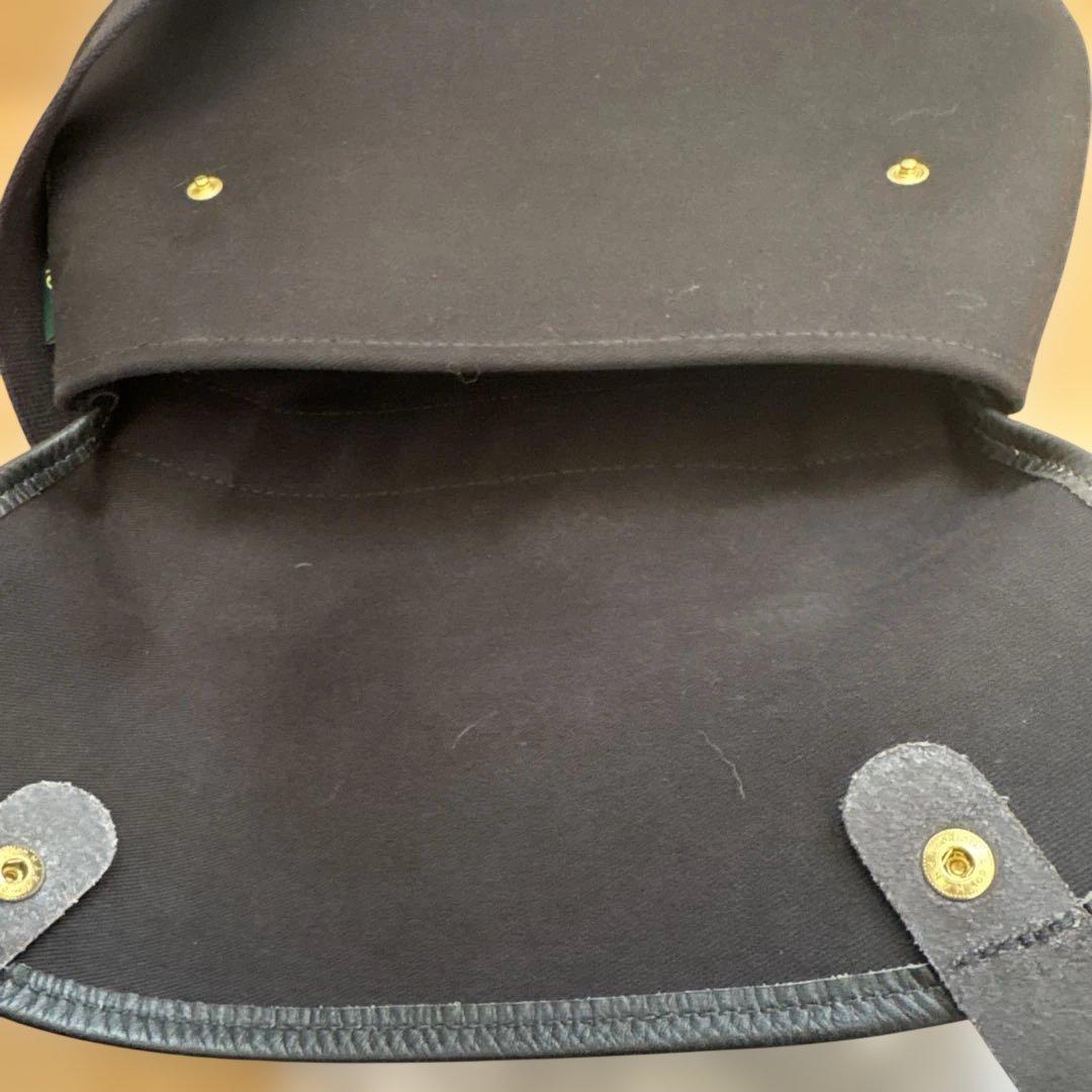 Brady avon ショルダーバッグ　黒