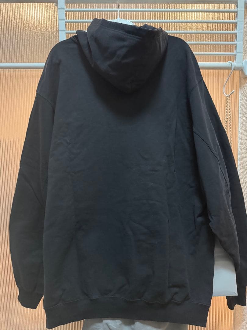 BALENCIAGA デストロイパーカー　ブラック