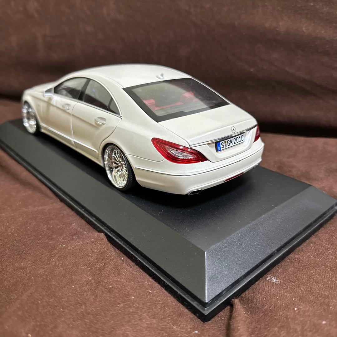 1/18 ミニカー　CLSクラス　W218 CLS350